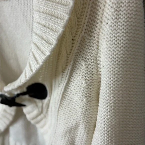 Arizona Jean Company White Ribbed Knit Poncho| Medium - Picture 8 of 10